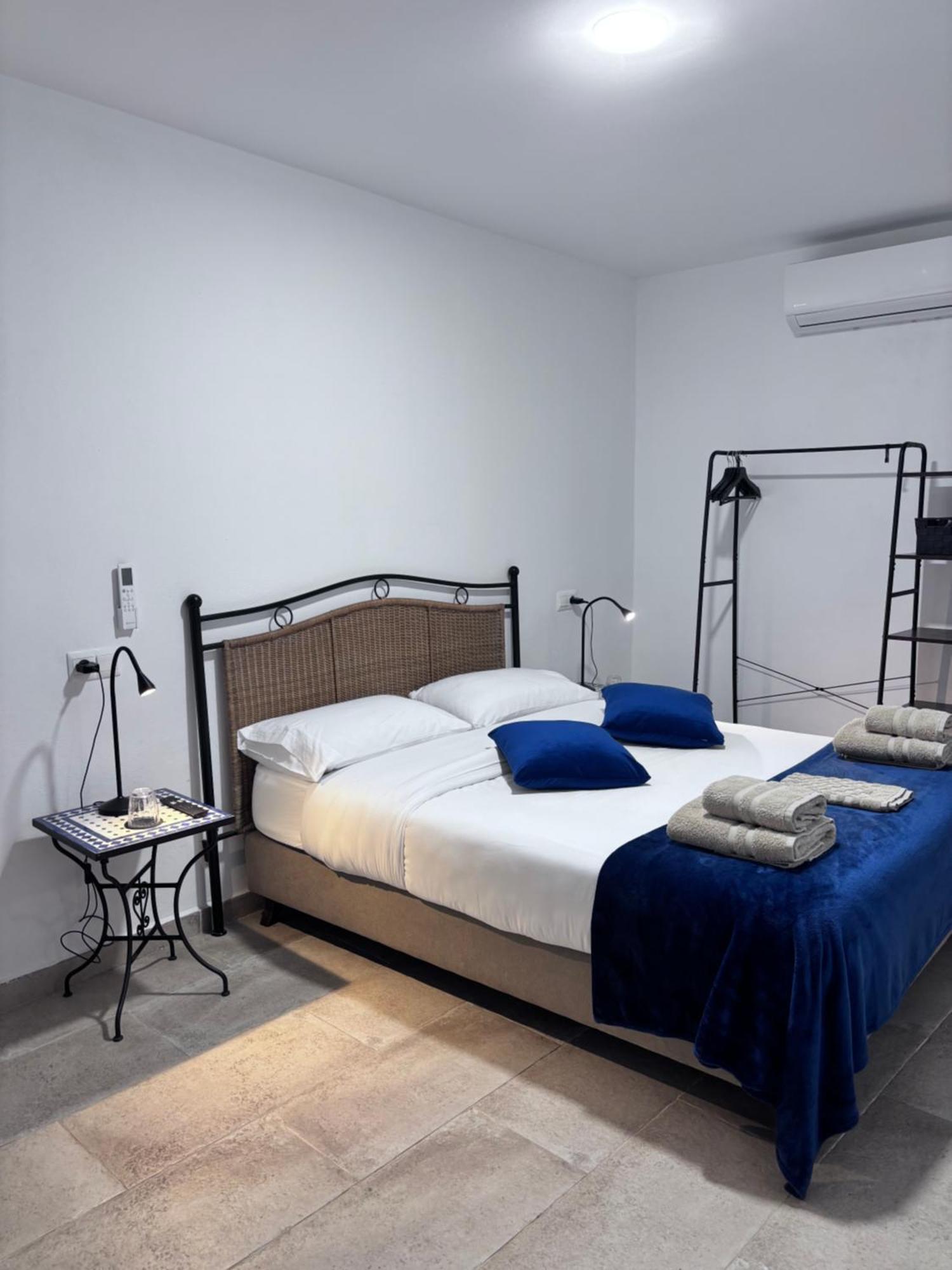 Shanti'S Andalusian Rooms Málaga Esterno foto