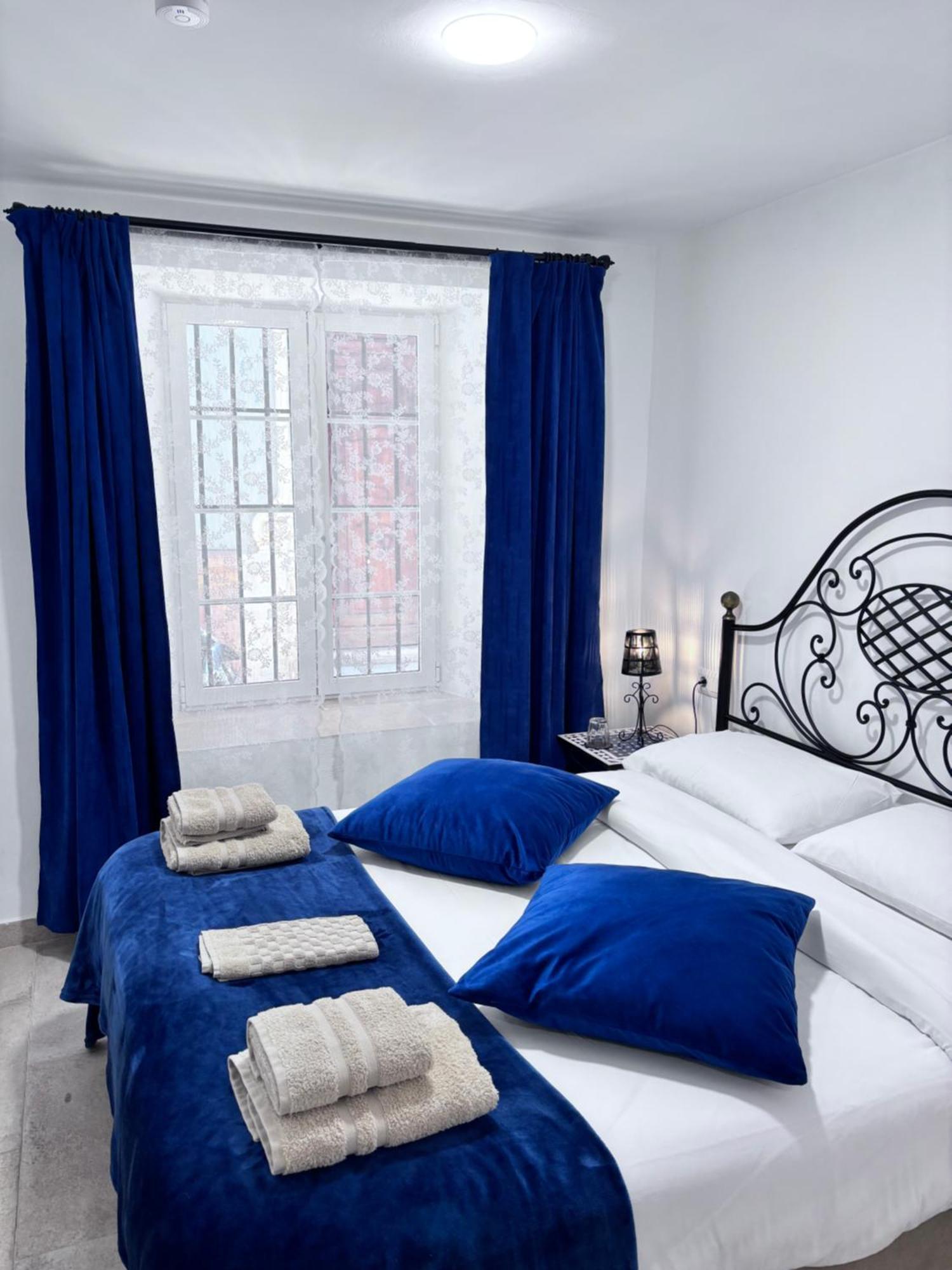 Shanti'S Andalusian Rooms Málaga Esterno foto