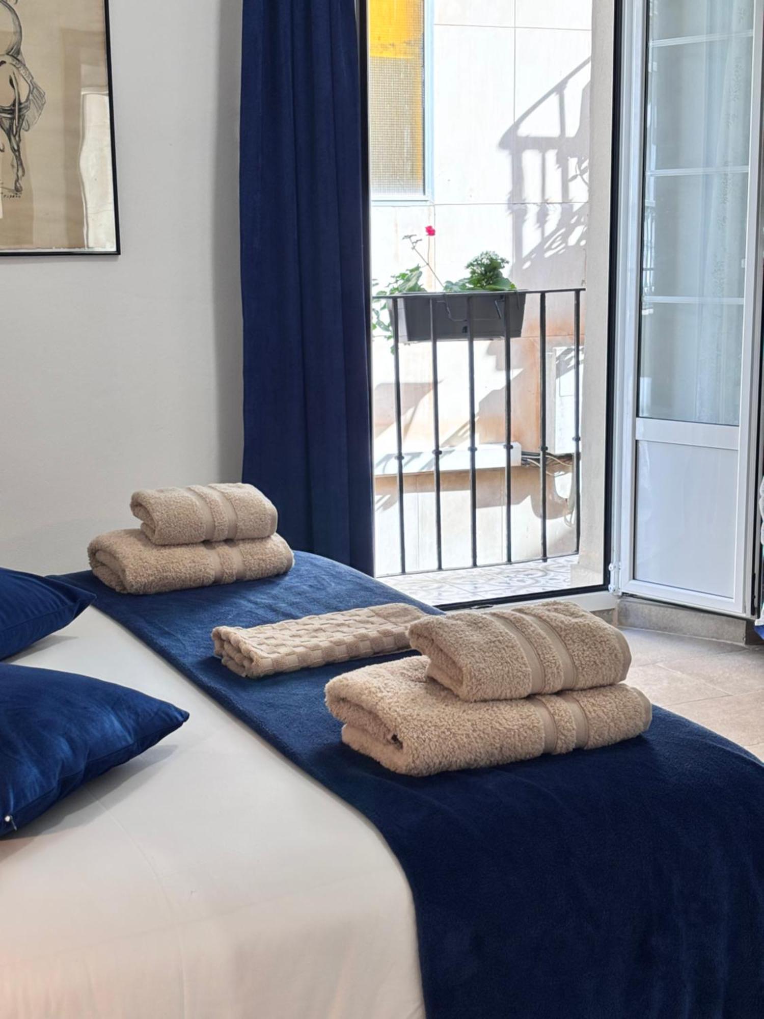 Shanti'S Andalusian Rooms Málaga Esterno foto